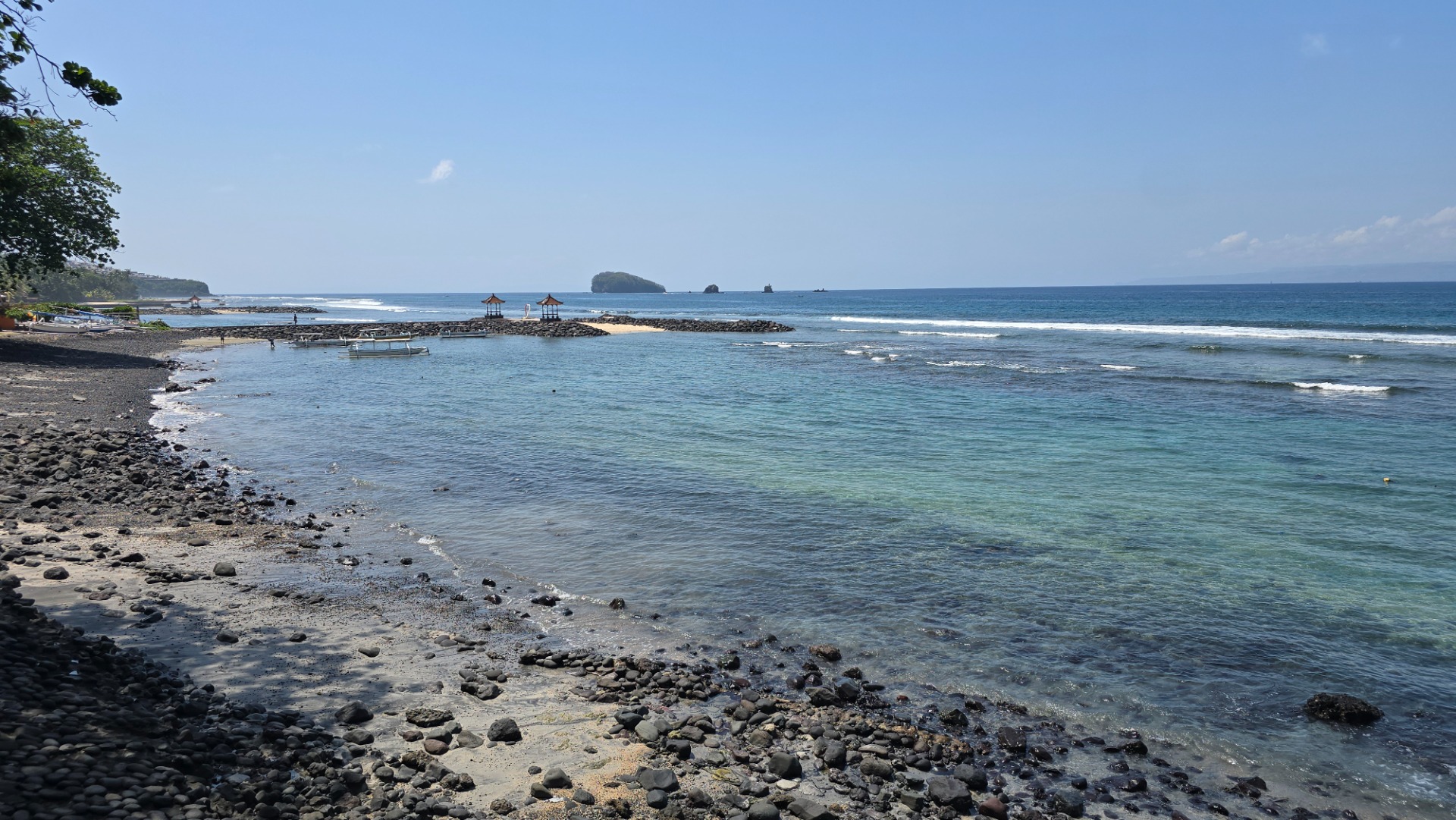Padang Bay - Indonésia