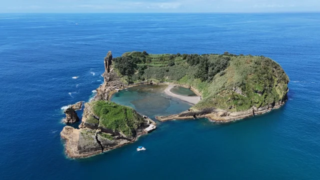 Ilhéu de Vila Franca do Campo